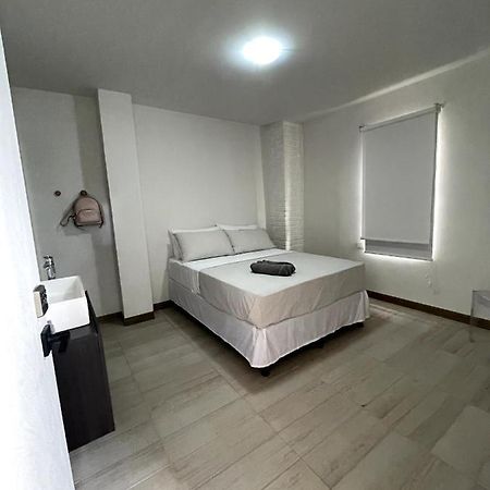 Nina'S - Juan Santamaria Hotel Alajuela Eksteriør billede